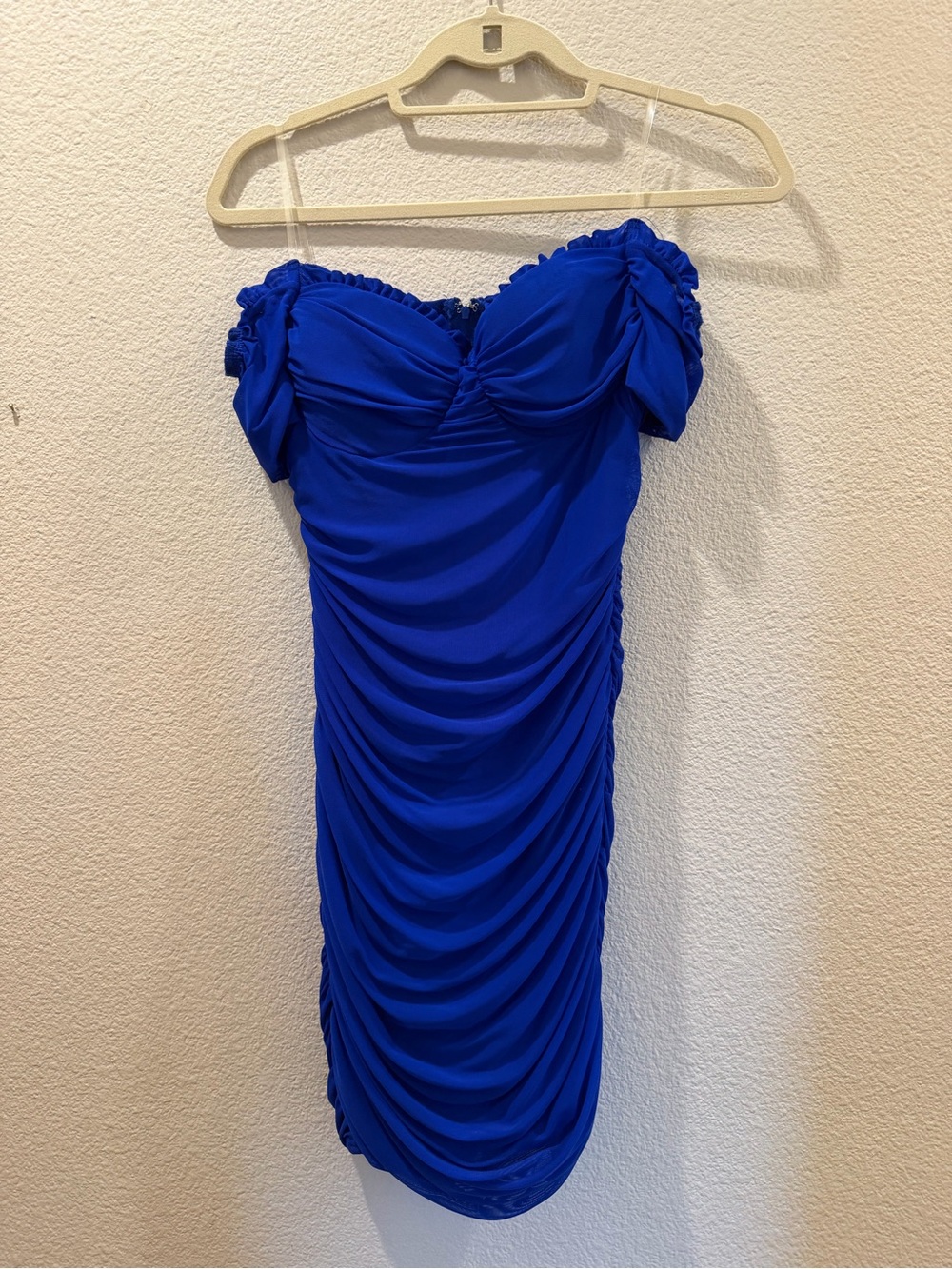 Windsor Royal Blue Ruched Off-Shoulder Bodycon Dress Size M
